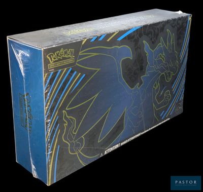 La boîte du jeu de cartes à collectionner Pokémon arbore un motif bleu et jaune.