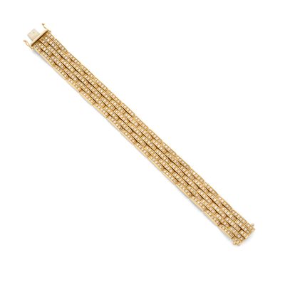 un bracelet en or et diamants, par Cartier