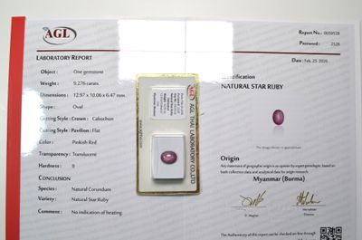 a certificate with a picture of a diamond on it