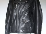 veste en cuir noir sur mannequin mannequin mannequin mannequin mannequin mannequin mannequin mannequin mannequin mannequin mann