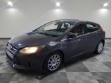 La Ford Focus 2013 est exposée dans un showroom