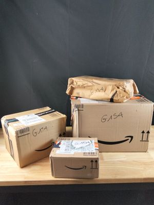 Lot de 4 colis Mystere (Retour Amazon,NPAI, Adresse incomplete, Destoc - Photo 1