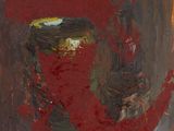 une image représentant un tableau sur lequel figure un chapeau rouge posé sur une table