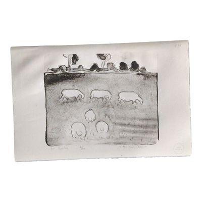 un dessin en noir et blanc d'un groupe de personnes sur une plage