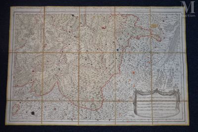 une vieille carte de l'Angleterre sur laquelle figure un bateau