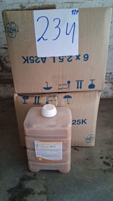 12 bidons de 25 L d’abrasif liquide A25 Abracor