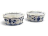 paire de bols en porcelaine bleue et blanche ornés de motifs floraux