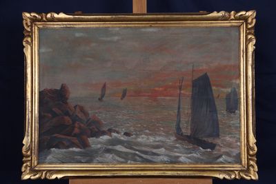 peinture sur chevalet représentant des voiliers en mer au coucher du soleil