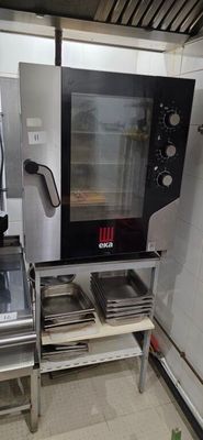 UN Four Vapeur Mixte Electrique 7 Niveaux Eka Tecnoeka Srl I…
