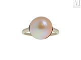 une image représentant une bague sertie d'une perle