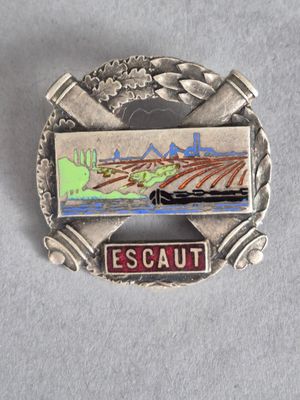 une image représentant un badge sur lequel figure l'image d'un train