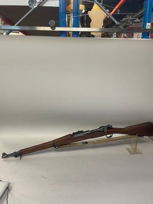 (C) Fusil à verrou SPRIGNFIELD modèle 1903