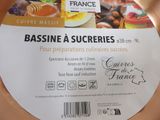a picture of a round plate with a label on it