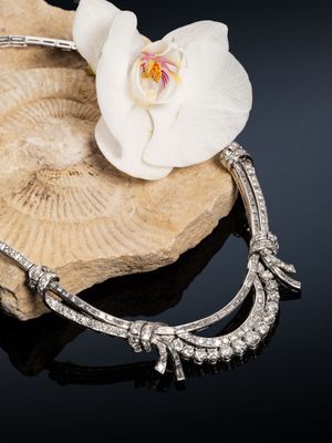 Collier articulé en or blanc 750 millièmes et platine 950 mi…