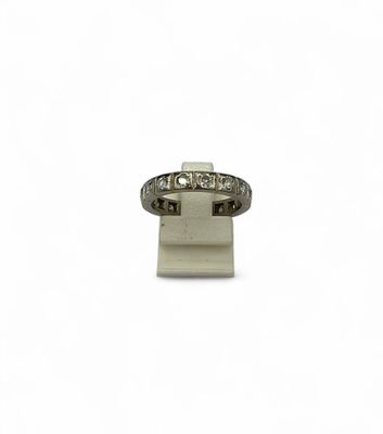 Alliance américaine en or gris 18K (750) sertie de diamants