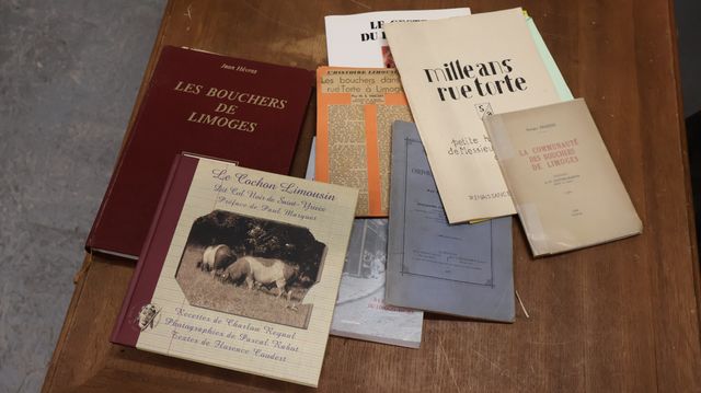 Lot sur les bouchers de Limoges dont la corporation des bouchers ...