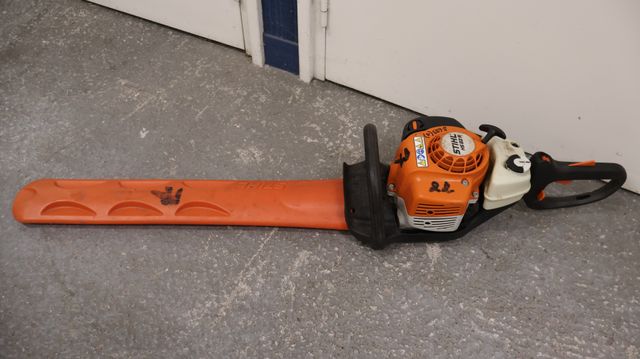 STIHL HS 82 R/RC – Taille haie thermique. Fonctionne
Visite le lu...