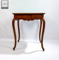 Petit table à jeux en noyer (photo 5)