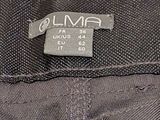 the back of a pair of pants with a label on it