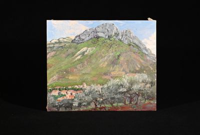 une peinture représentant une montagne avec des arbres au premier plan