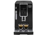 gros plan d'une machine à café sur fond blanc