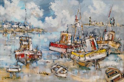 de nombreux bateaux qui restent dans l'eau