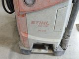 a small machine that is sitting on the floor