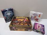 une boîte de HeroQuest et une autre boîte de HeroQuest sur la table