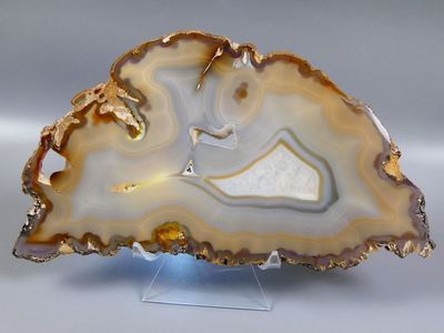 Minéraux de collection. Agate bleue rubanée irisée naturelle…