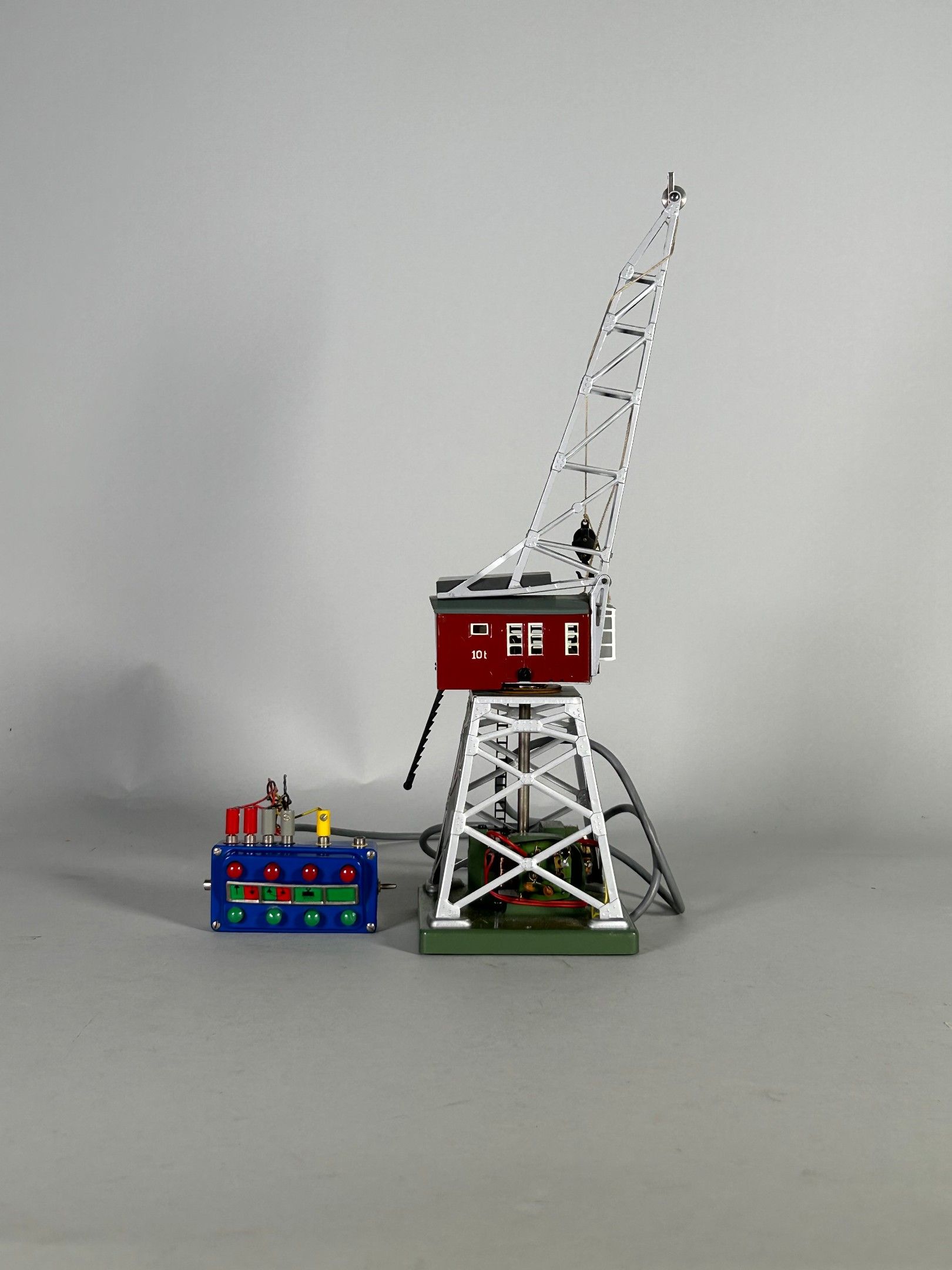 Objets d'art & Curiosités