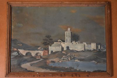 une image d'un tableau sur le mur d'une maison