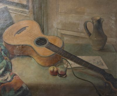 un tableau représentant une guitare et un pichet posés sur une table