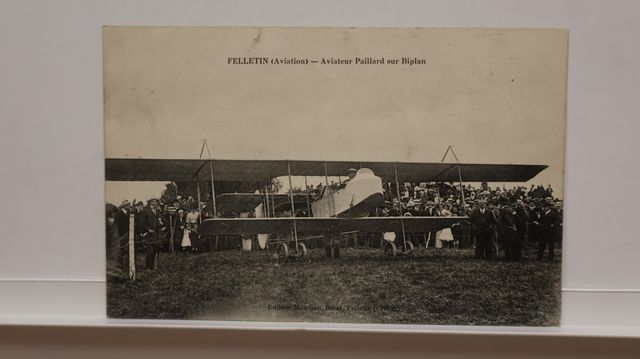 Felletin : Aviateur Paillard sur biplan. T.B.E.