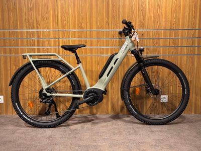 an image of a bicycle parked in a garage