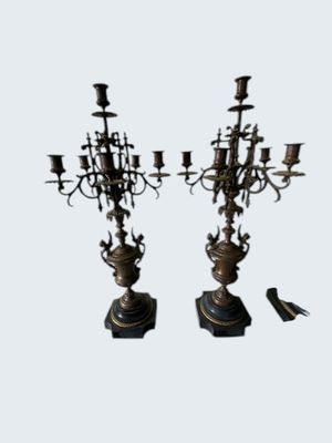 Belle paire de candélabres en bronze époque fin XIXème