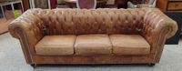 Canapé CHESTERFIELD à roulettes (photo 4)