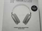 une image représentant une boîte contenant un casque audio