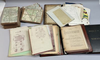 un grand nombre de livres posés sur une table