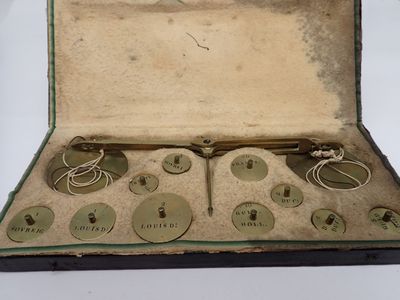 une boîte contenant un certain nombre d'objets