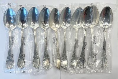 CHRISTOFLE, modèle " Marly" 10 grands cuillères et une louch…