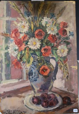 une peinture de fleurs dans un vase sur une table