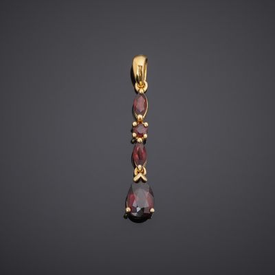 a garnet garnet garnet garnet garnet garnet garnet garnet garnet garnet garnet garnet garnet ga