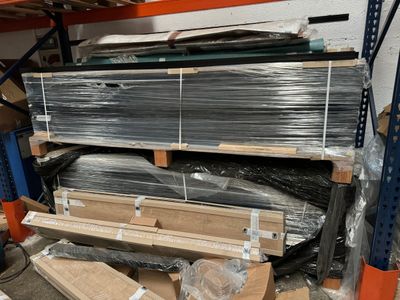 LJ SAS CMCMRS DISTRIBUTION. 1 lot de panneaux d'ISOREL - Photo 1