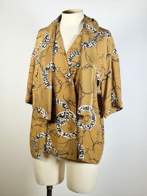 KARL LAGERFELD, blouse en soie couleur pain d'épice, décor a…