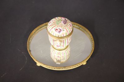 Encrier en porcelaine en forme de tasse à sorbet frétel en f…