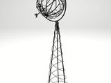 une photo en noir et blanc représentant une sculpture d'oiseau au sommet d'un pylône électrique