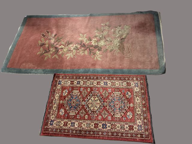 2 tapis dont un orient. 