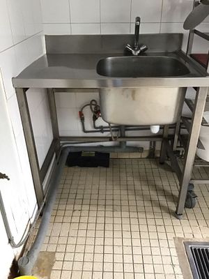 Évier sur pied en inox avec la robinetterie de 95 cl L X 79 cl l X 92  - Photo 1