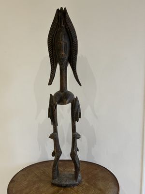 Bambara, Mali, sculpture en bois, deux personnages tenant un…