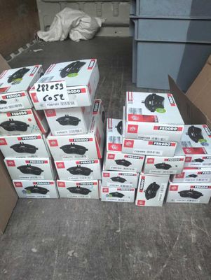 a pile of boxes that are sitting on the floor